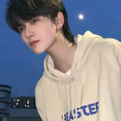 李泽宇